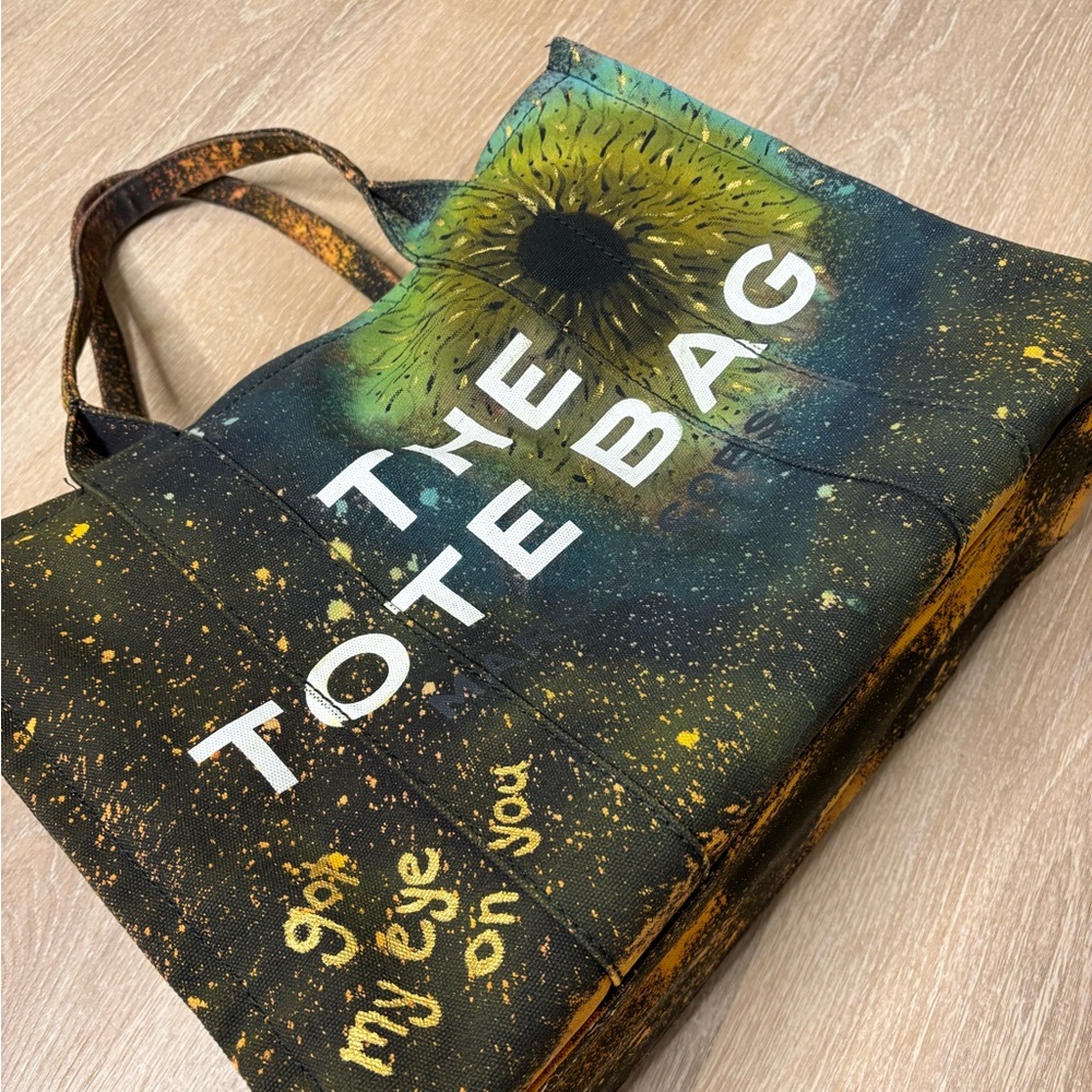 Large Marc Jacobs Eye of the Universe The Tote Bag - Picture 2 of 10